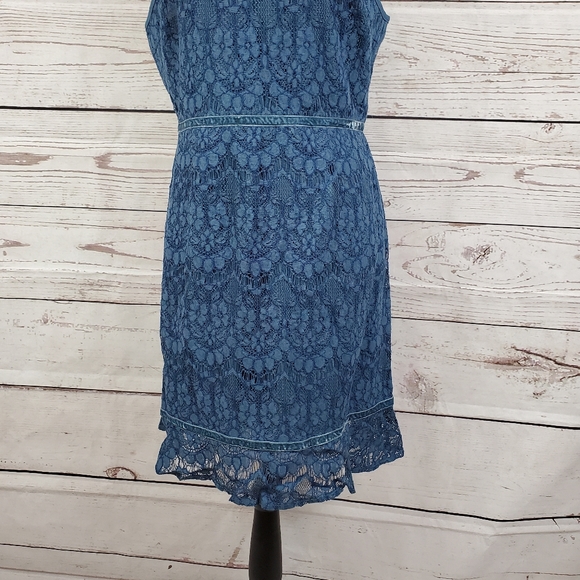 NWT Chelsea 28 halter lace navy sheath dress - Picture 3 of 12